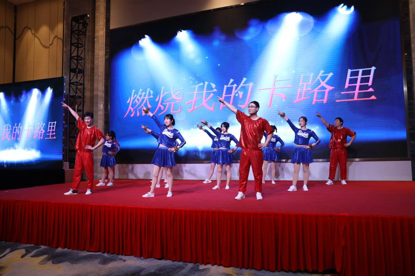攜手并進(jìn) 共創(chuàng)未來(lái) ——2019蒙納驅(qū)動(dòng)新春年會(huì)盛大開啟